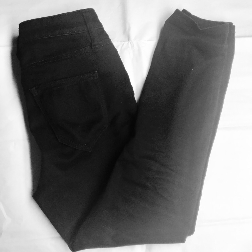 High Waisted Capris